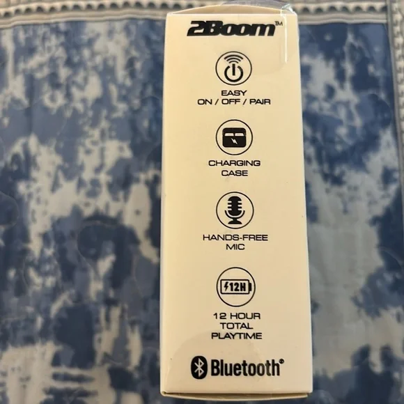 Iridescent True Wireless Earbuds - Picture 5 of 7